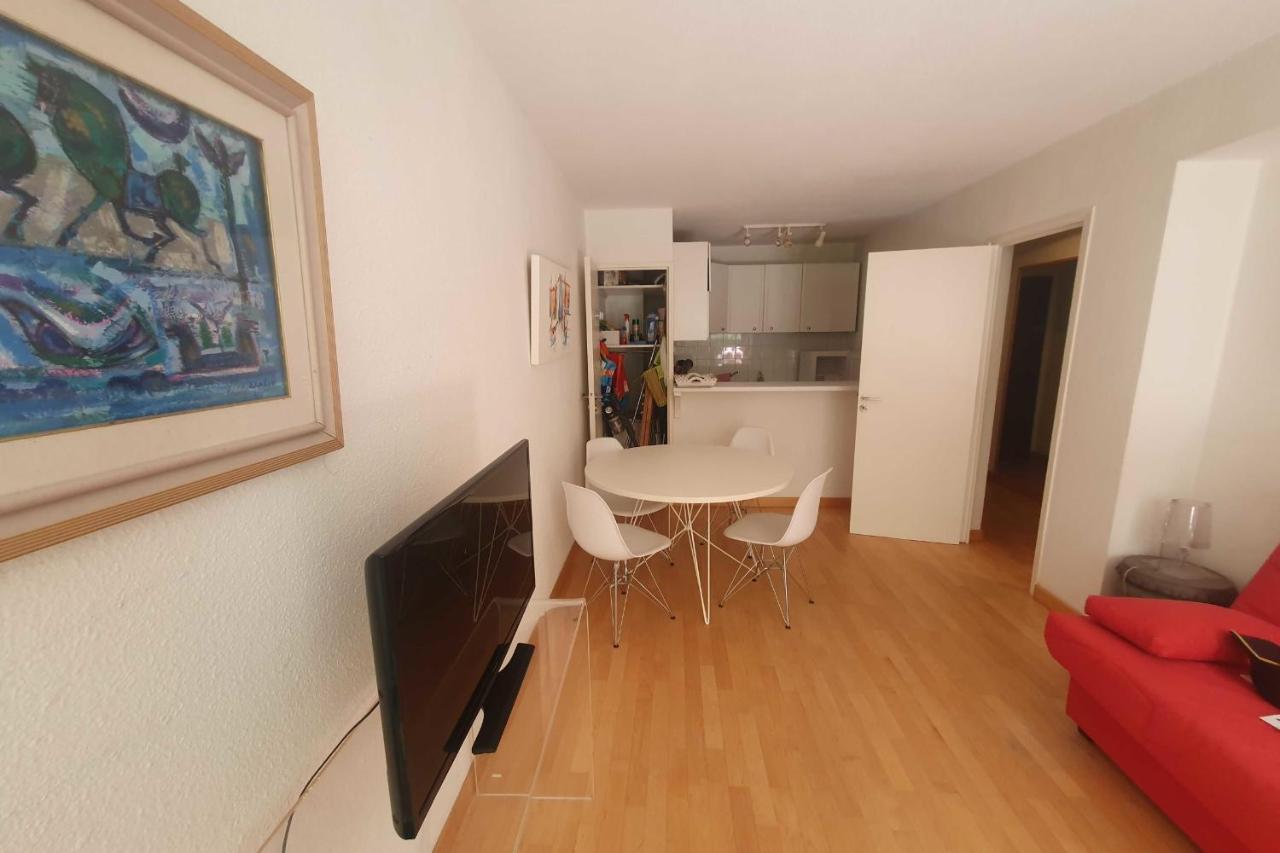 Charming 42M With Terrace In The City Center Saint-Tropez Buitenkant foto